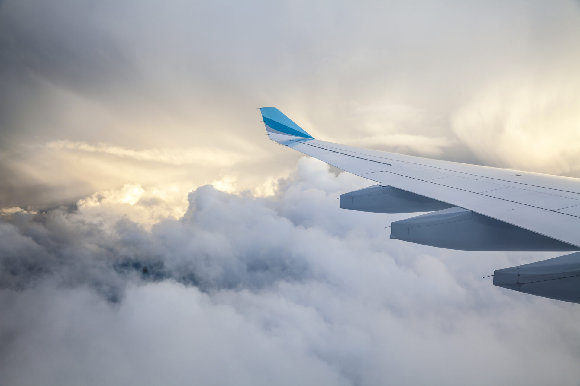 THE VULNERABILITY OF AIR TRANSPORT TO WEATHER AND CLIMATE CHANGE